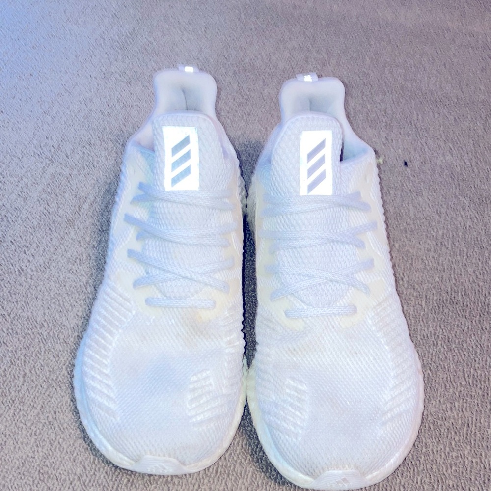 Adidas AlphaBoost